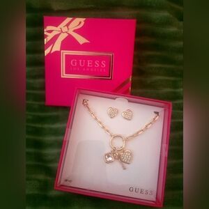 Guess Gold Tone & Heart Shaped Sparkling Accents. Necklace & Earring Set. NEW!!